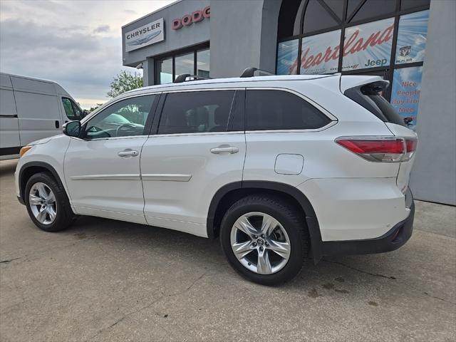 used 2016 Toyota Highlander car, priced at $17,988