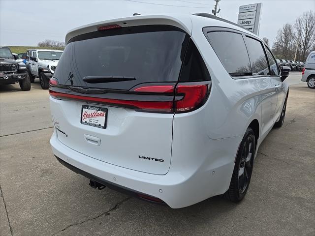 new 2024 Chrysler Pacifica car, priced at $47,474