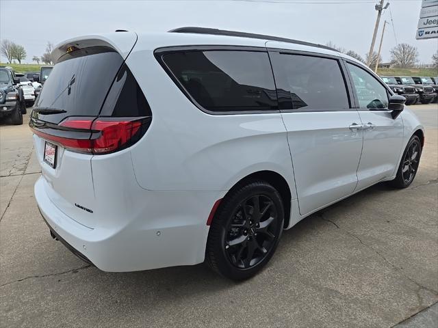 new 2024 Chrysler Pacifica car, priced at $47,474