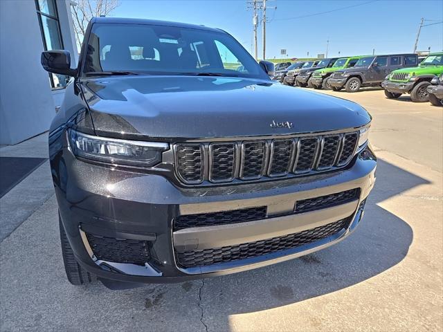 new 2025 Jeep Grand Cherokee car, priced at $42,930