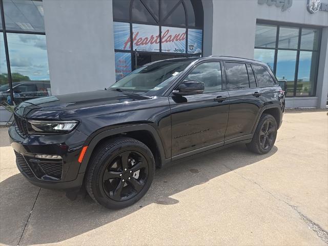 used 2023 Jeep Grand Cherokee car, priced at $28,988