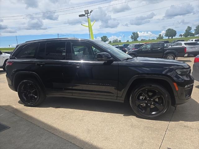 used 2023 Jeep Grand Cherokee car, priced at $28,988