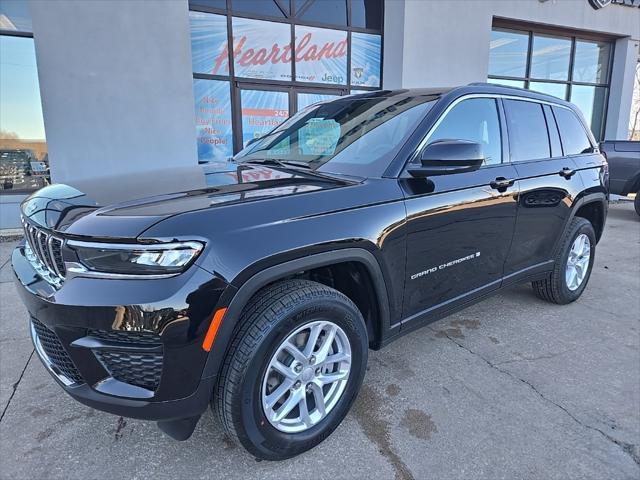 new 2025 Jeep Grand Cherokee car, priced at $36,061