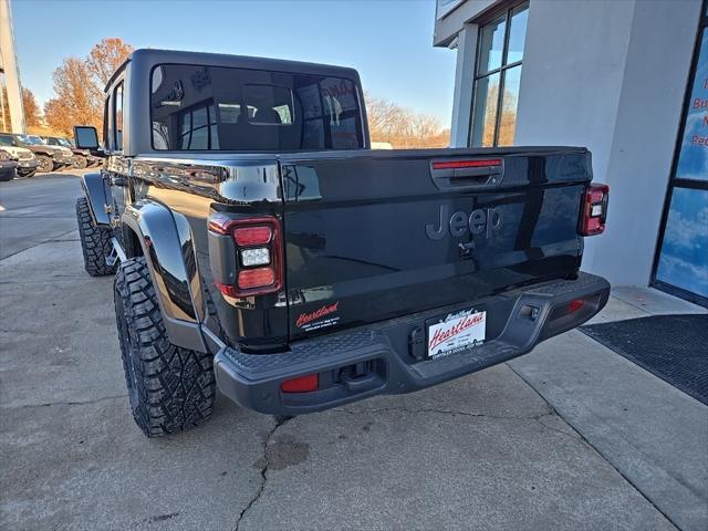 new 2024 Jeep Gladiator car, priced at $47,405