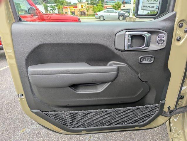 new 2025 Jeep Wrangler car, priced at $41,495