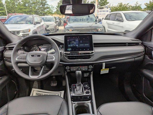 new 2025 Jeep Compass car, priced at $34,077
