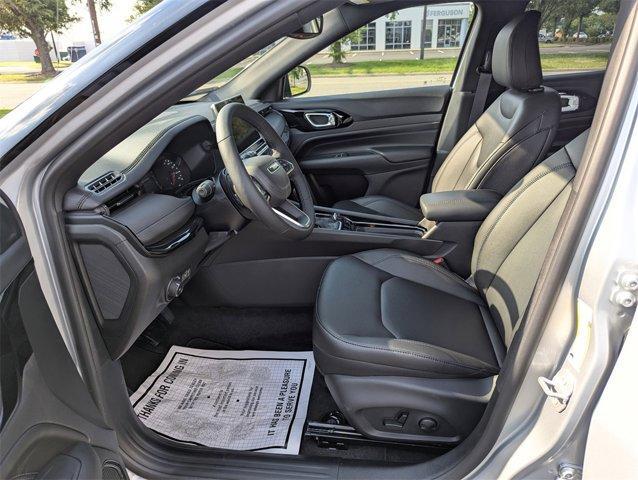new 2025 Jeep Compass car, priced at $32,015