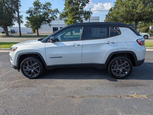 new 2025 Jeep Compass car, priced at $32,015