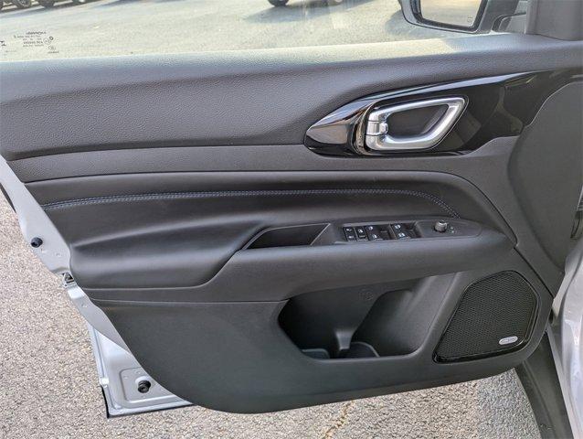 new 2025 Jeep Compass car, priced at $32,015