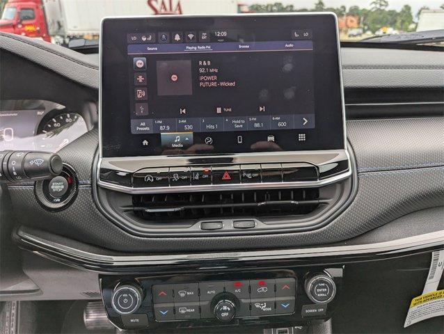 new 2025 Jeep Compass car, priced at $33,957