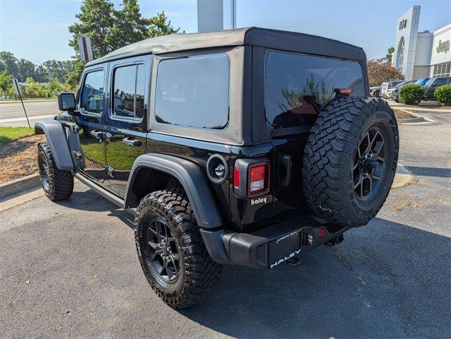 new 2025 Jeep Wrangler car, priced at $45,121