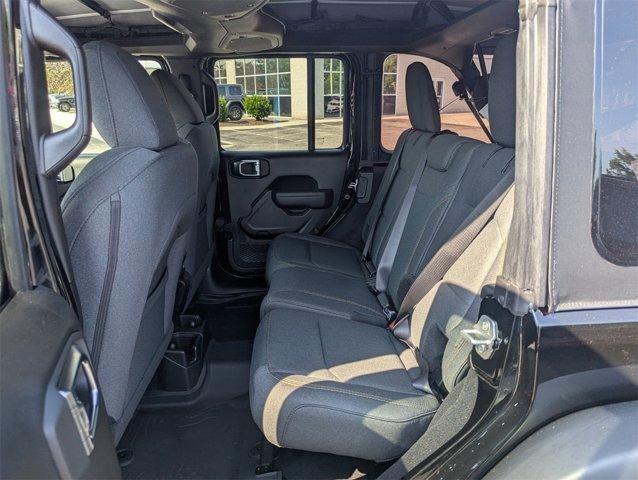 new 2025 Jeep Wrangler car, priced at $45,121