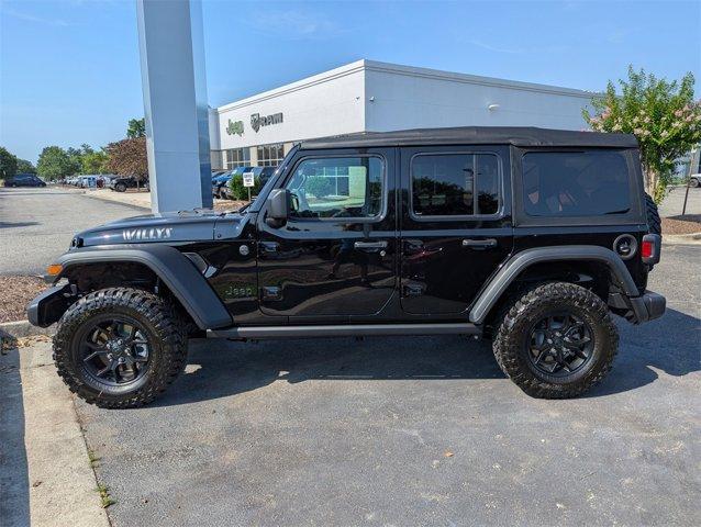 new 2025 Jeep Wrangler car, priced at $45,121