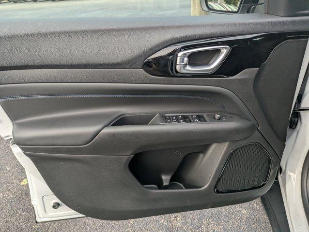 new 2026 Jeep Compass car, priced at $31,995