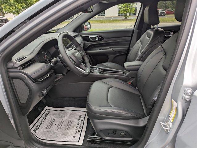 new 2025 Jeep Compass car, priced at $33,895