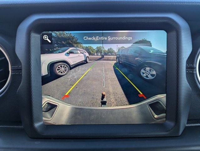 used 2022 Jeep Gladiator car, priced at $30,995