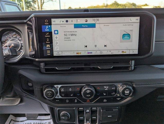 new 2025 Jeep Gladiator car, priced at $45,987