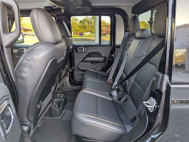 new 2025 Jeep Gladiator car, priced at $45,987