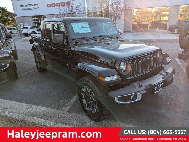 new 2025 Jeep Gladiator car, priced at $45,987