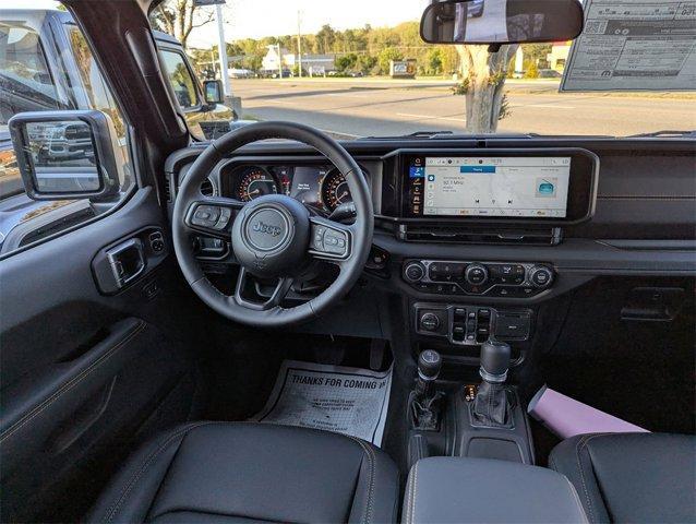 new 2025 Jeep Gladiator car, priced at $45,987