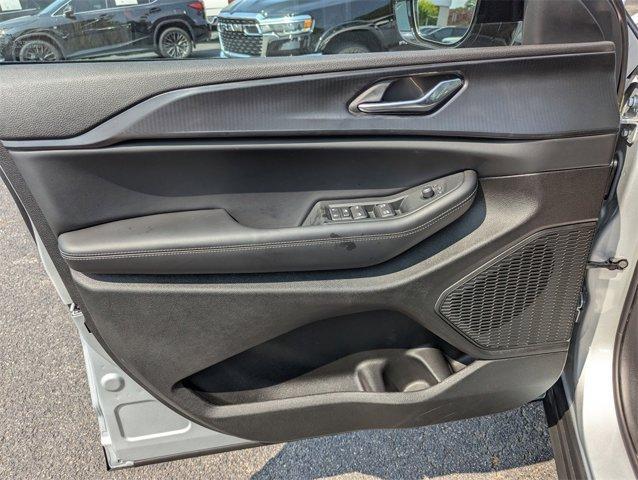 new 2025 Jeep Grand Cherokee L car, priced at $43,114