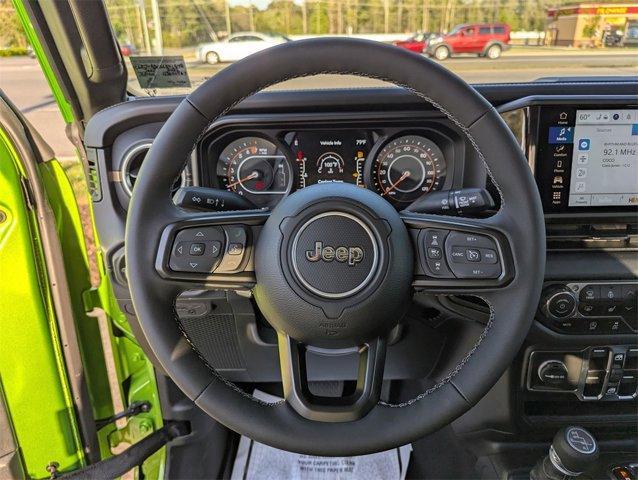 new 2025 Jeep Gladiator car, priced at $45,987