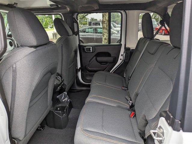 new 2025 Jeep Wrangler car, priced at $43,279