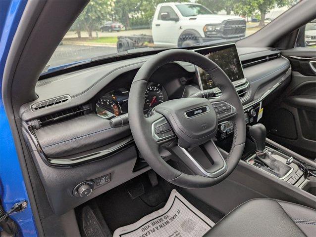 new 2025 Jeep Compass car, priced at $33,077