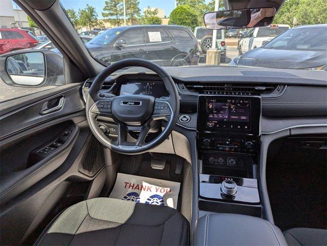 new 2025 Jeep Grand Cherokee L car, priced at $39,075