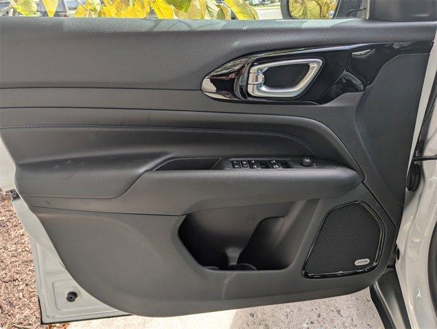 new 2025 Jeep Compass car, priced at $33,391