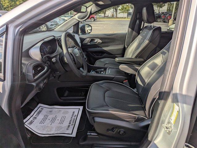 used 2024 Chrysler Pacifica car, priced at $39,000