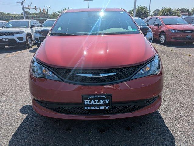 new 2025 Chrysler Voyager car, priced at $36,423