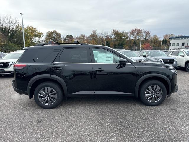 new 2025 Nissan Pathfinder car, priced at $40,007