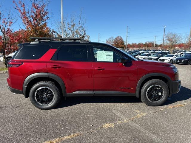 new 2025 Nissan Pathfinder car, priced at $45,326