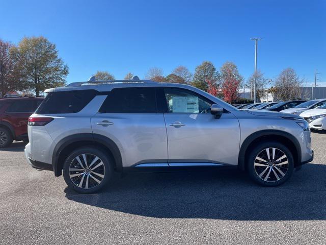 new 2025 Nissan Pathfinder car, priced at $49,489