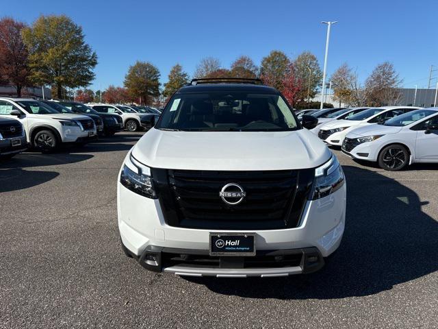 new 2025 Nissan Pathfinder car, priced at $49,152