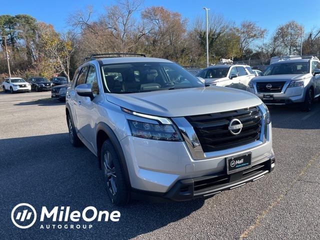 new 2025 Nissan Pathfinder car, priced at $42,765