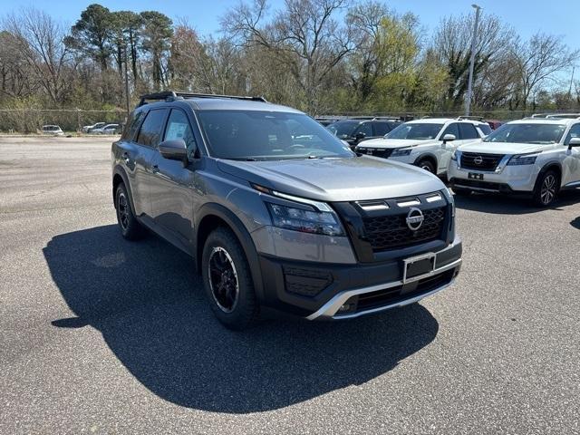 new 2024 Nissan Pathfinder car, priced at $42,005