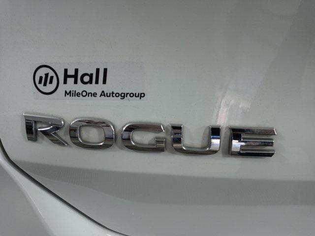 used 2019 Nissan Rogue car, priced at $15,312