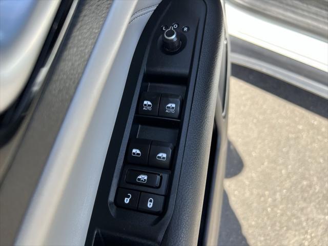 used 2023 Jeep Compass car, priced at $25,979