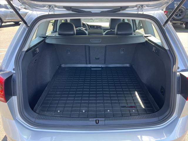 used 2017 Volkswagen Golf SportWagen car, priced at $20,999