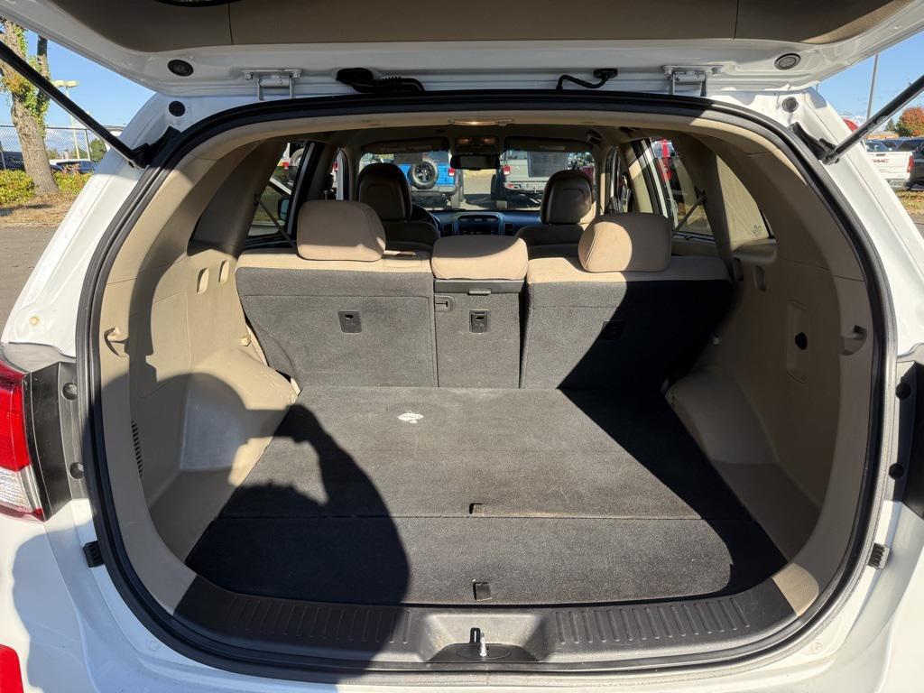 used 2014 Kia Sorento car, priced at $8,888