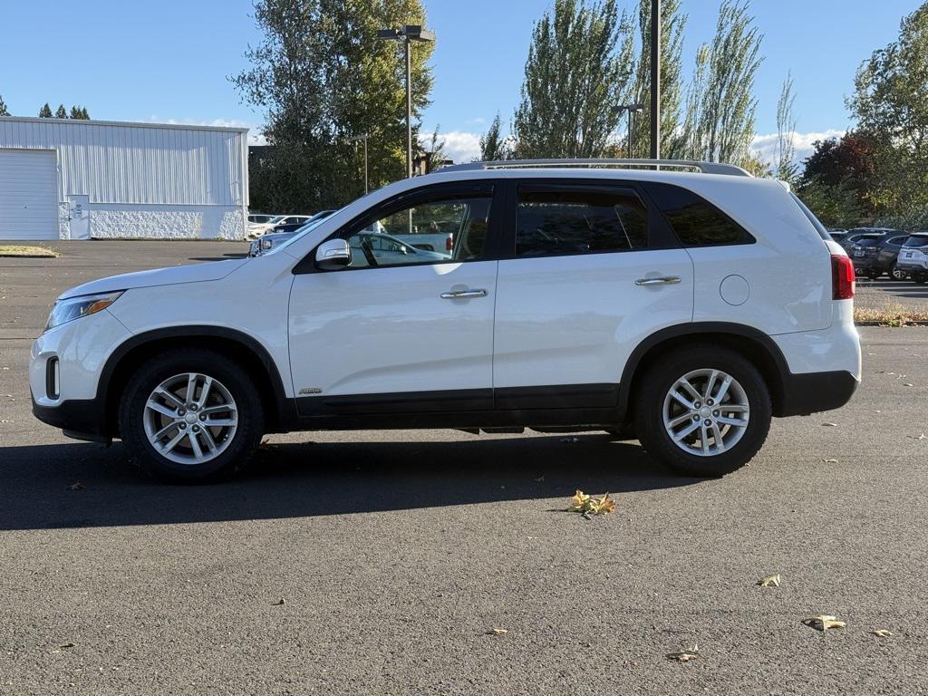used 2014 Kia Sorento car, priced at $8,888