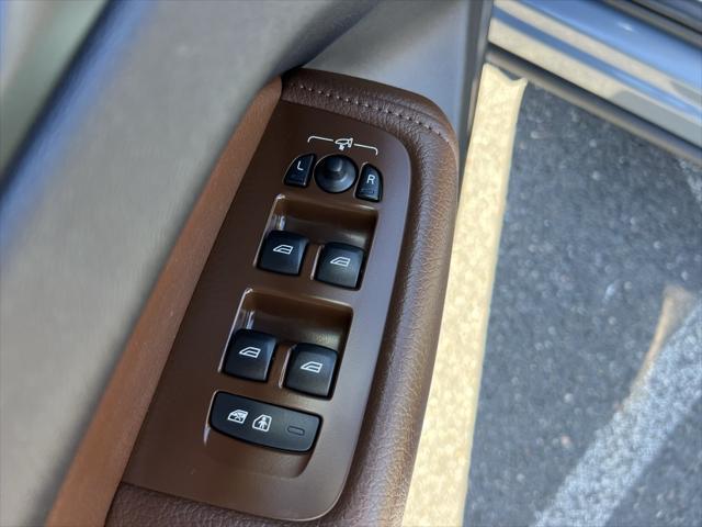 used 2022 Volvo XC60 car, priced at $35,526
