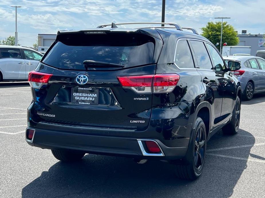 used 2019 Toyota Highlander Hybrid car, priced at $31,872