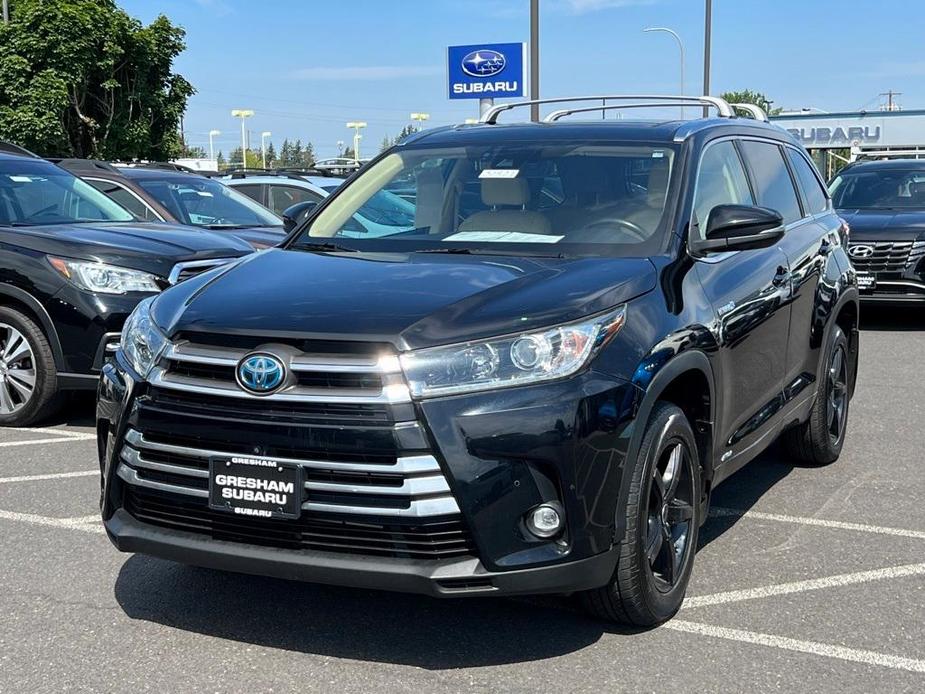 used 2019 Toyota Highlander Hybrid car, priced at $31,872