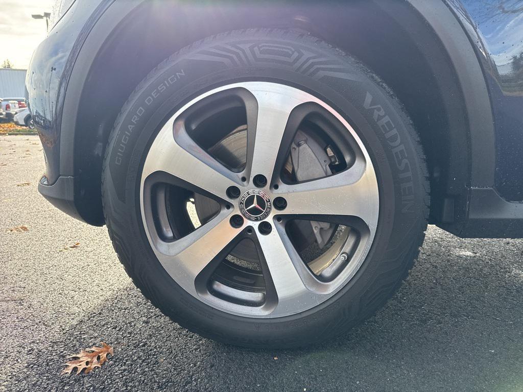 used 2018 Mercedes-Benz GLC 300 car, priced at $19,990