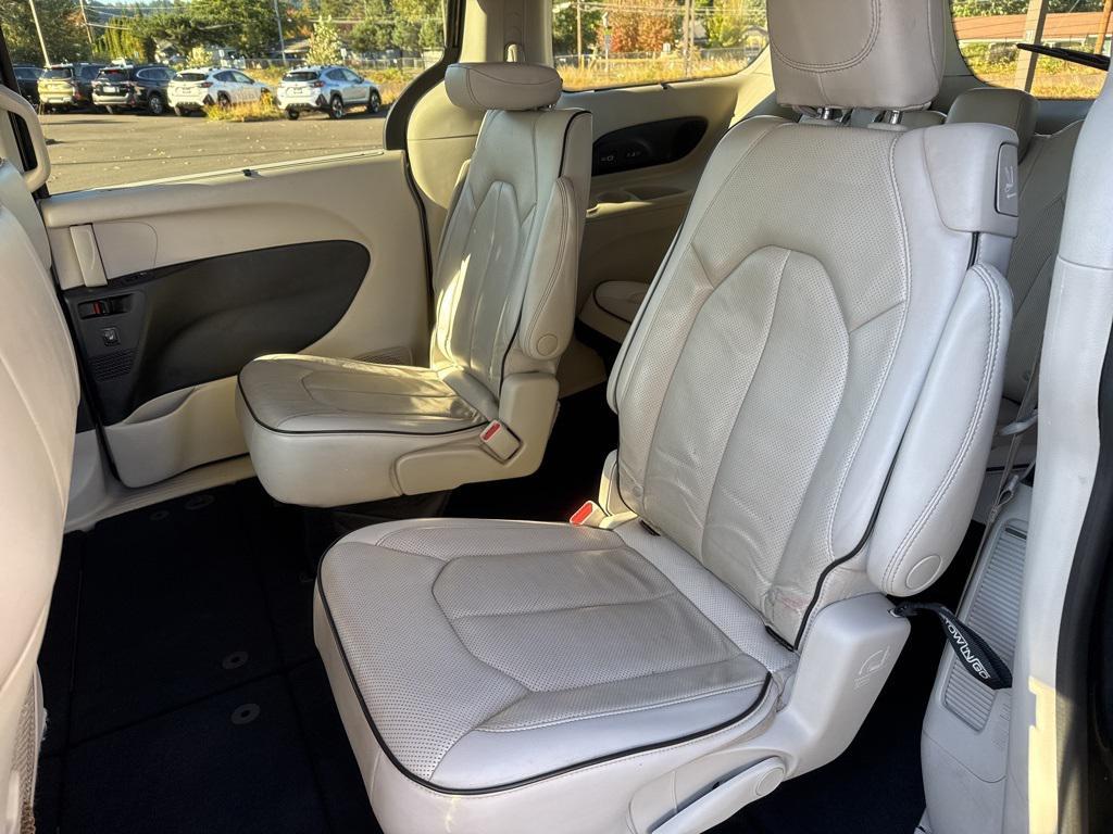 used 2021 Chrysler Pacifica car, priced at $28,986