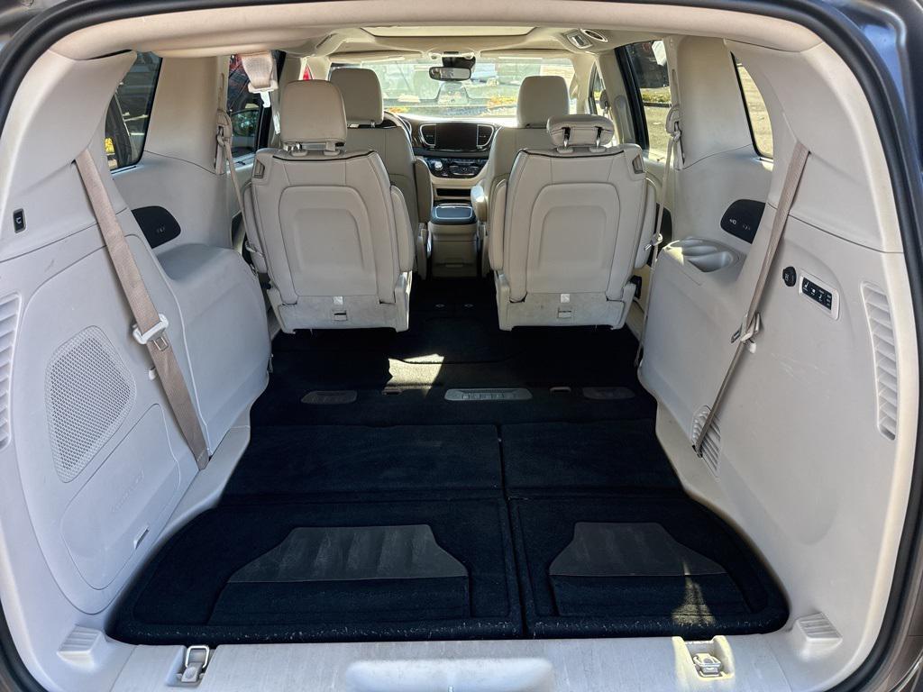 used 2021 Chrysler Pacifica car, priced at $28,986
