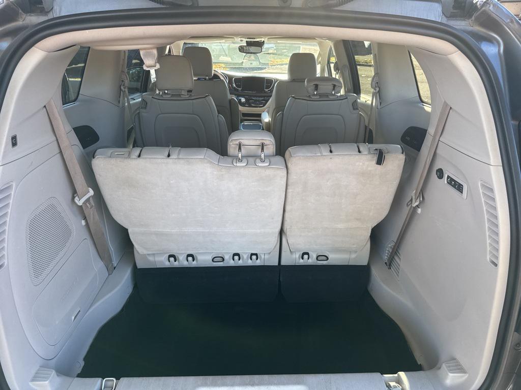 used 2021 Chrysler Pacifica car, priced at $28,986